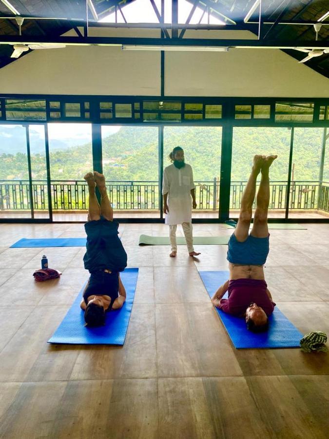 Green Hills Yoga Retreat Pokhara Esterno foto
