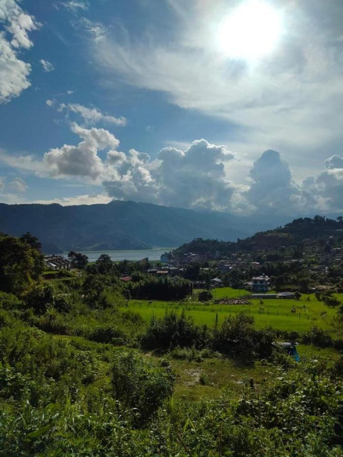 Green Hills Yoga Retreat Pokhara Esterno foto