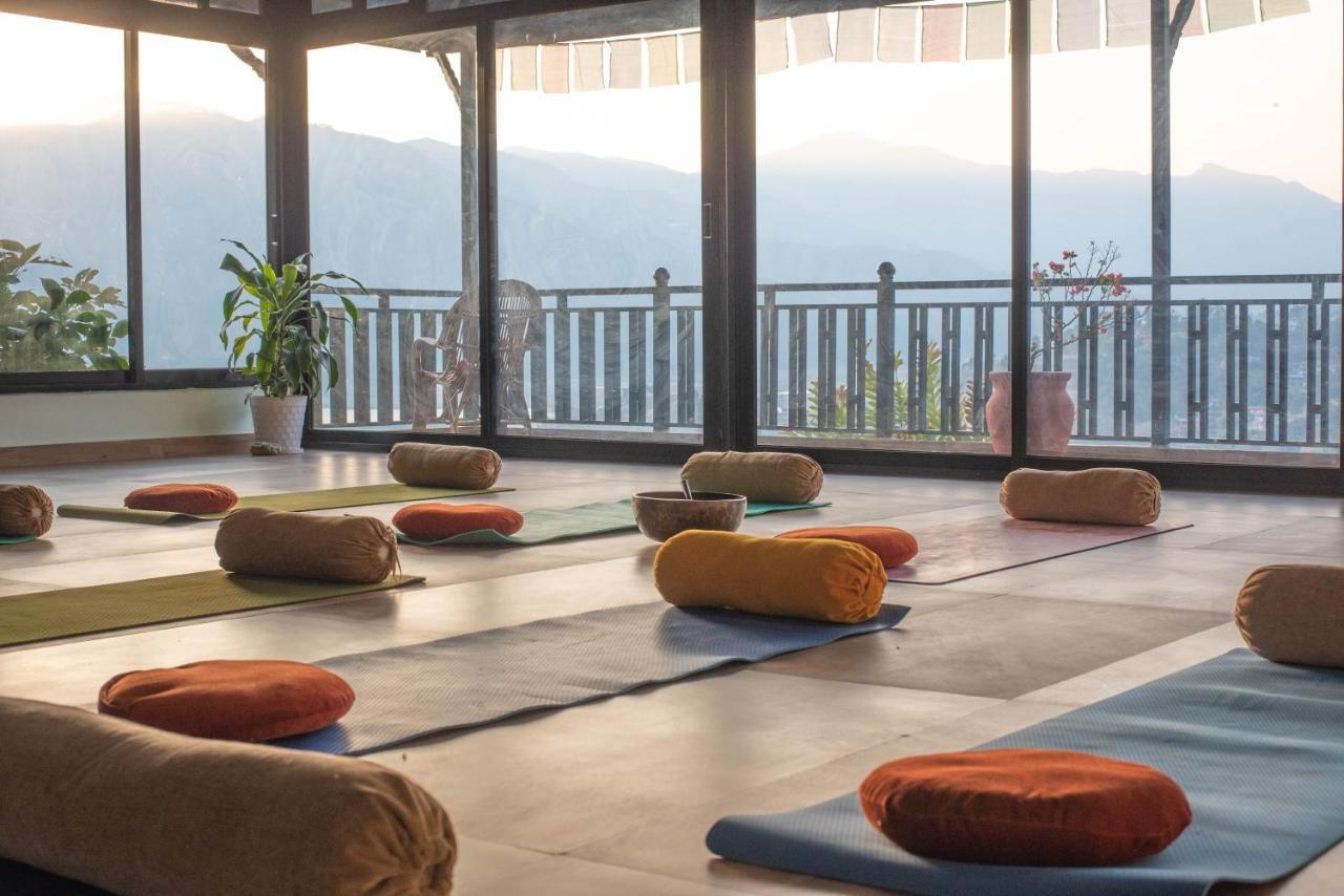 Green Hills Yoga Retreat Pokhara Esterno foto
