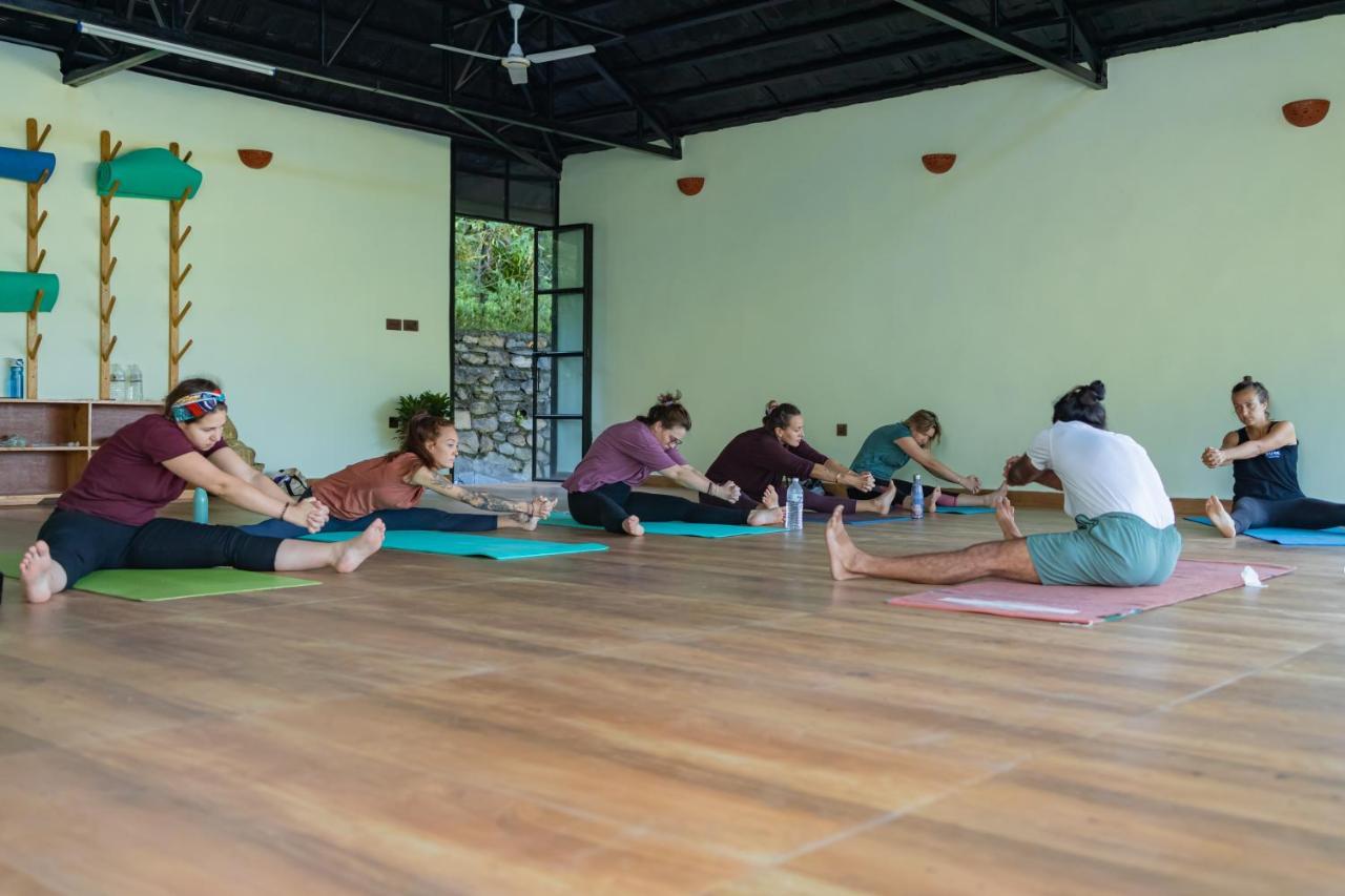 Green Hills Yoga Retreat Pokhara Esterno foto
