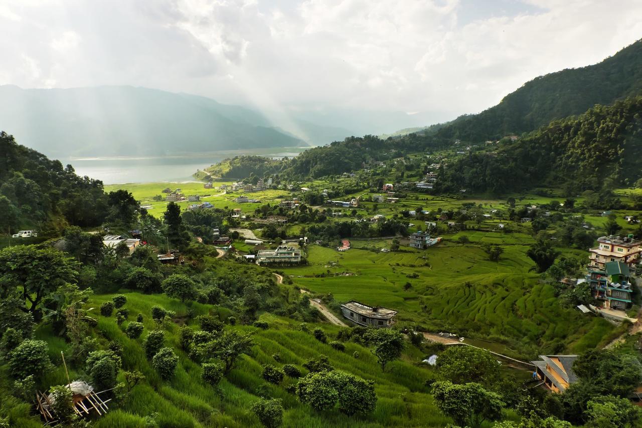 Green Hills Yoga Retreat Pokhara Esterno foto