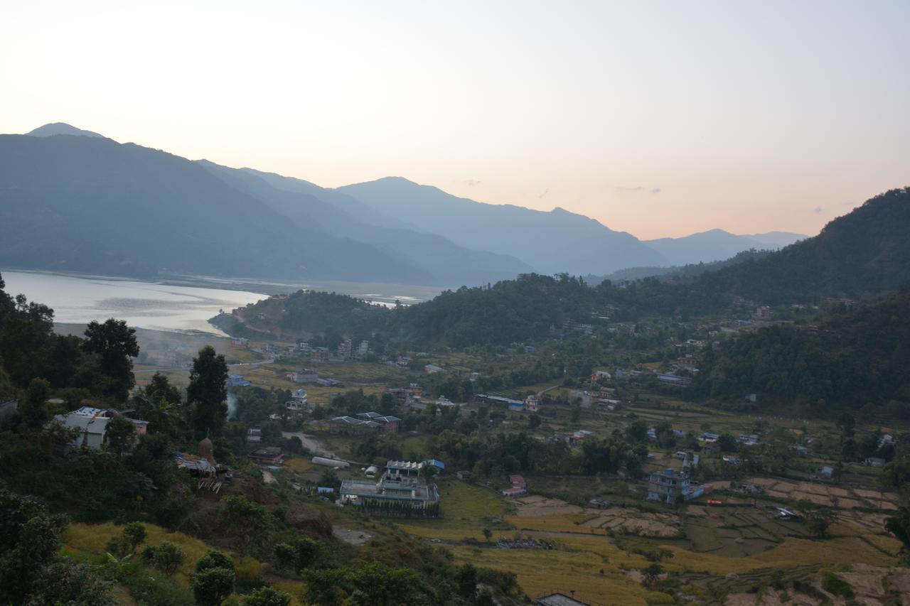 Green Hills Yoga Retreat Pokhara Esterno foto