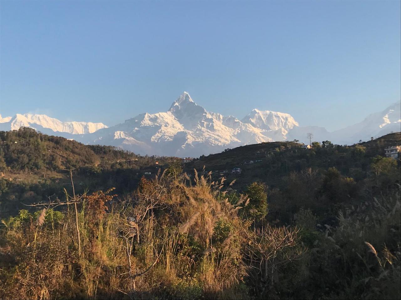 Green Hills Yoga Retreat Pokhara Esterno foto