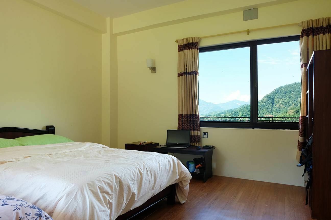 Green Hills Yoga Retreat Pokhara Esterno foto